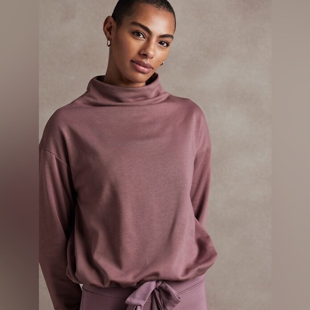 Women's Mauve Turtleneck Sweater